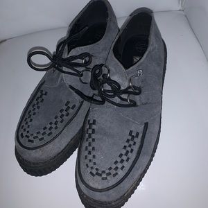 Tuk creepers